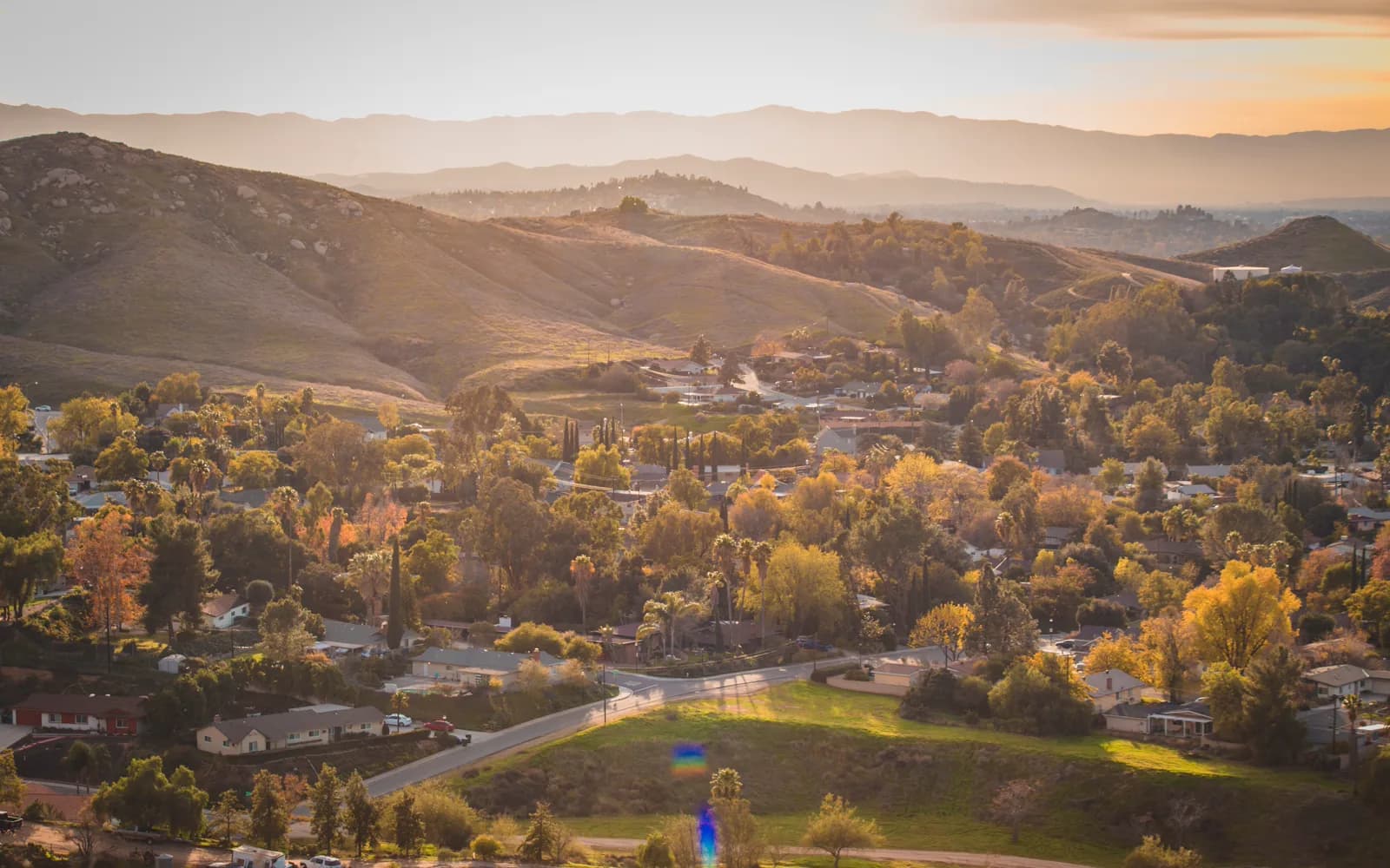 City or neighborhood view of Santa Clarita, CA, served by OurMaids residential and commercial cleaning services