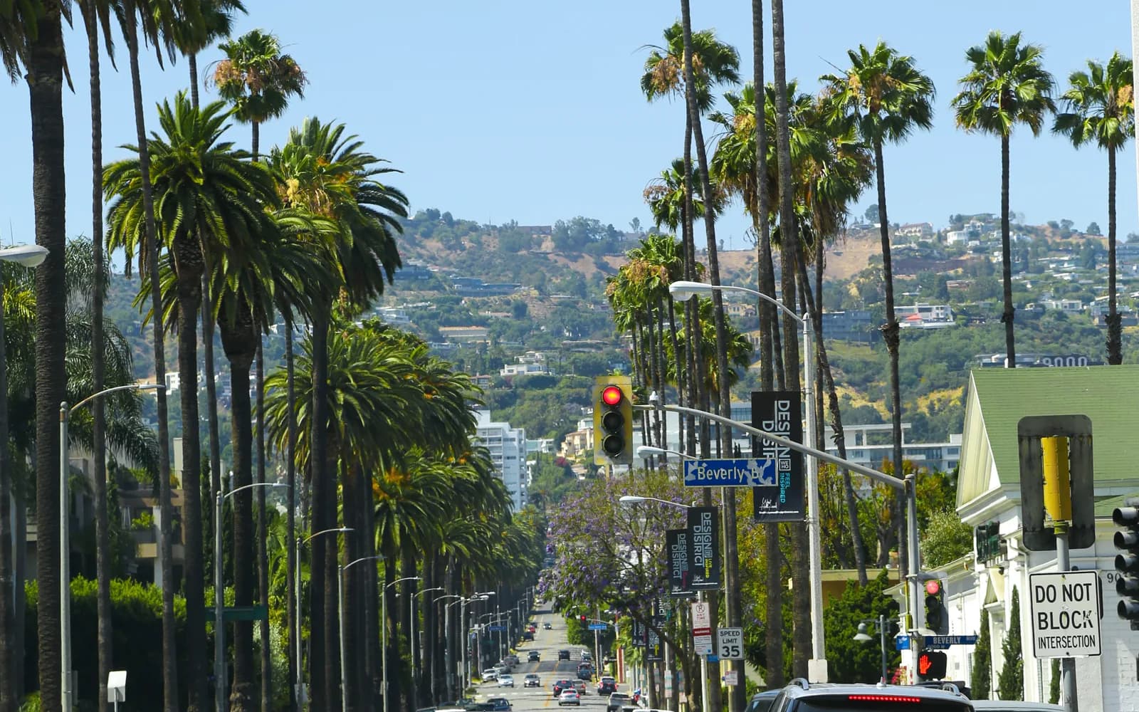 City or neighborhood view of Sherman Oaks, CA, served by OurMaids residential and commercial cleaning services