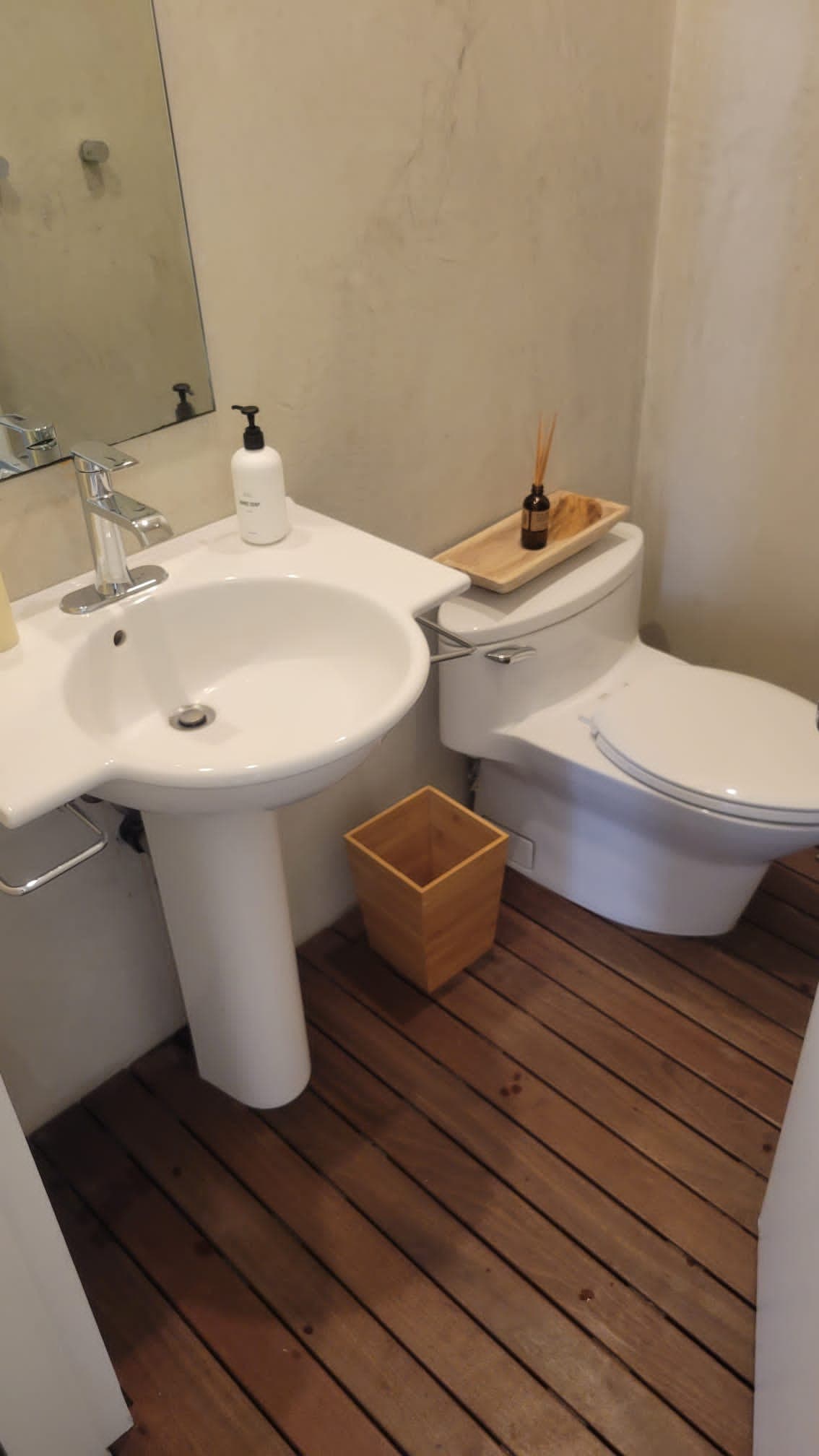 One-Time House Cleaning — 1,001–2,000 Sq. Ft.